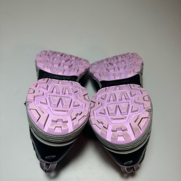 Women’s ASICS’s Gel Venture 8 Black/Ivory Athletic Running Shoes Size 7.5W Wide - Picture 8 of 9